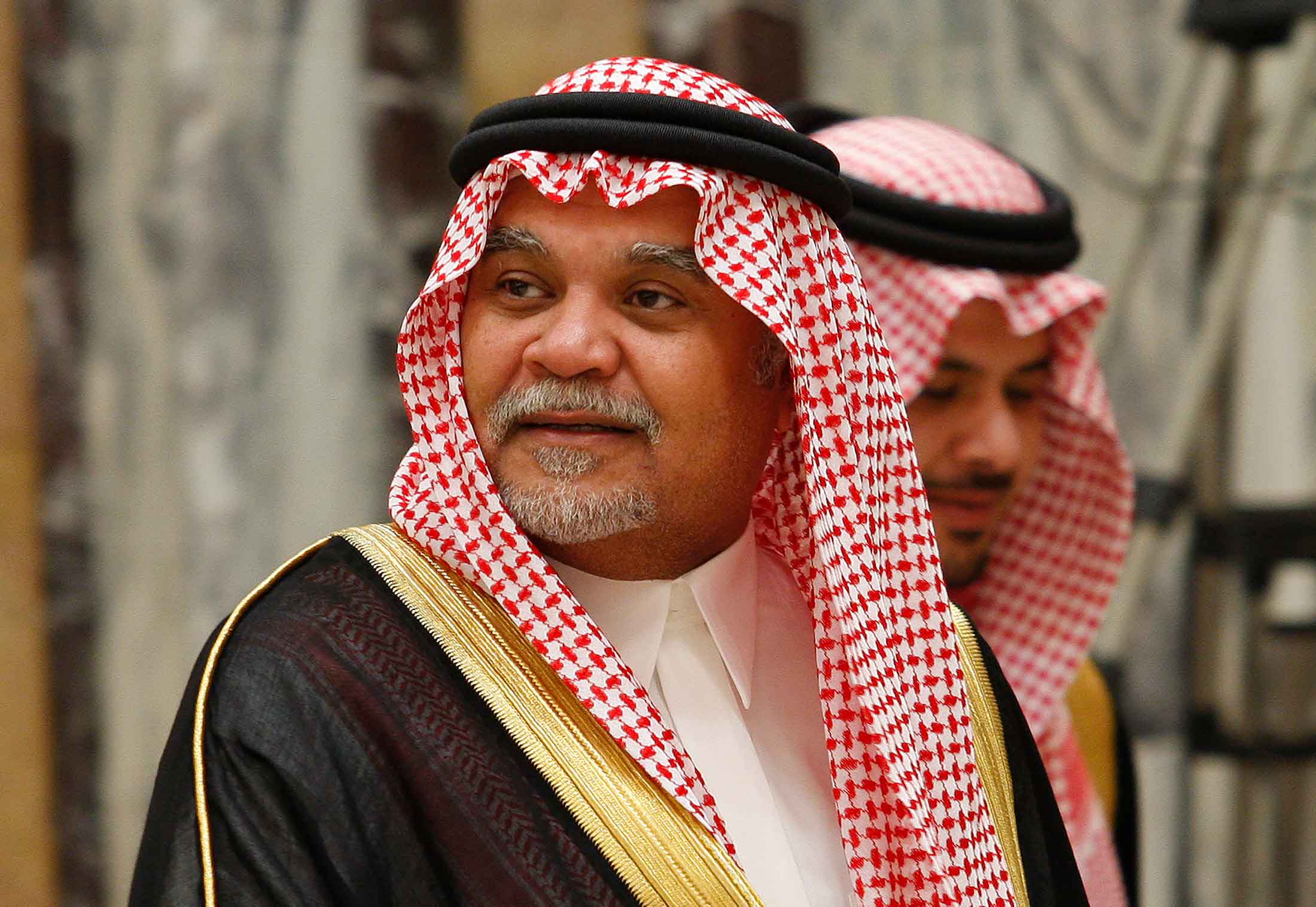 من هم السعوديون الذين يعملون على تغيير صورة المملكة في واشنطن؟.. و هذه مهمة الأمير خالد شقيق ولي العهد