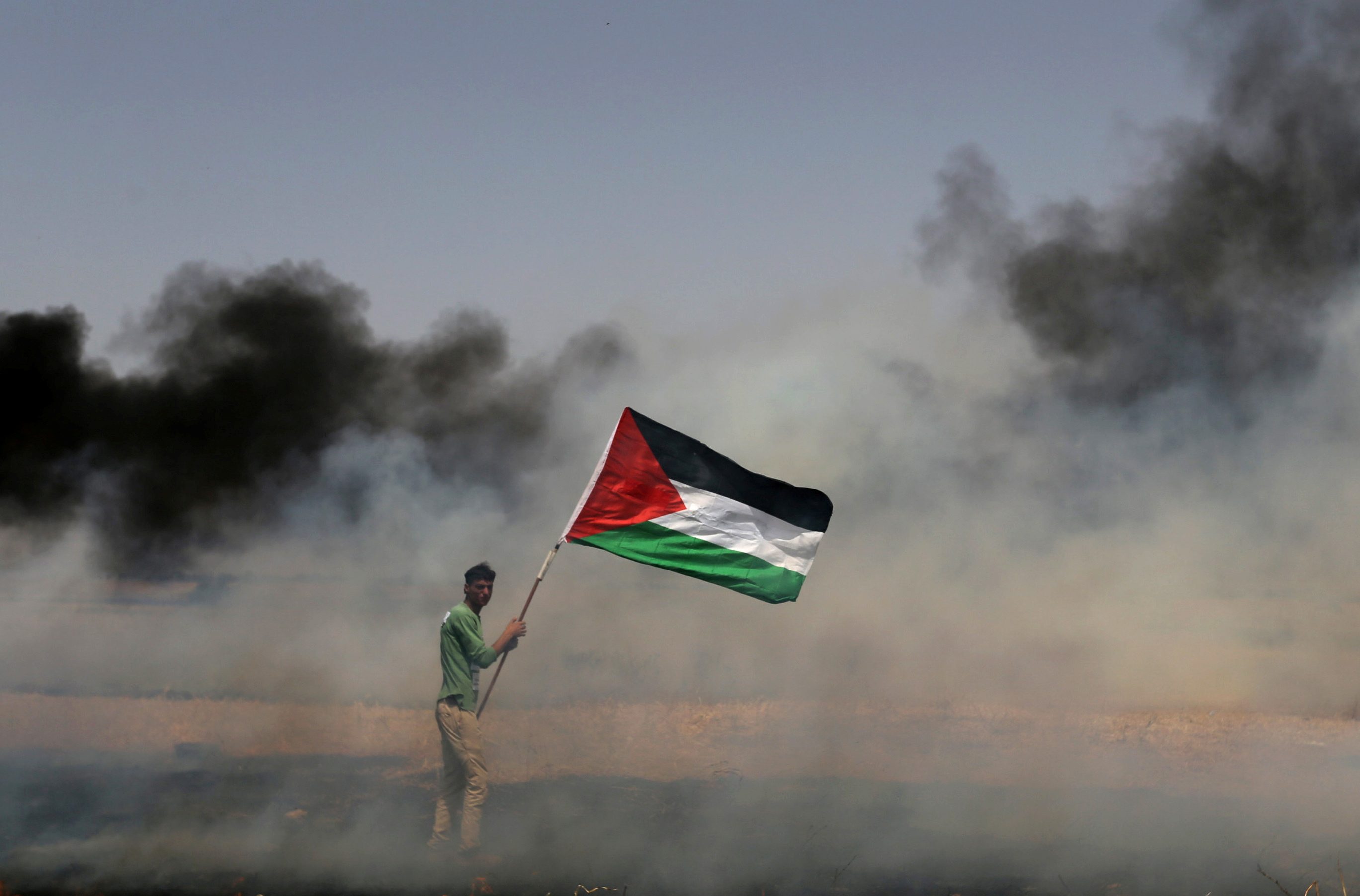 قناصة قرب السياج ومنشورات تهدد حياة المتظاهرين.. إسرائيل تتأهب لتظاهرات الفلسطينيين وتُقلقها الطائرات الحارقة