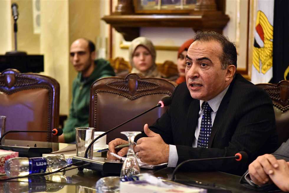مانشيت صحيفة مصرية يطيح برئيس تحريرها.. انتقد الانتخابات الرئاسية فدخل في أزمة مع الدولة