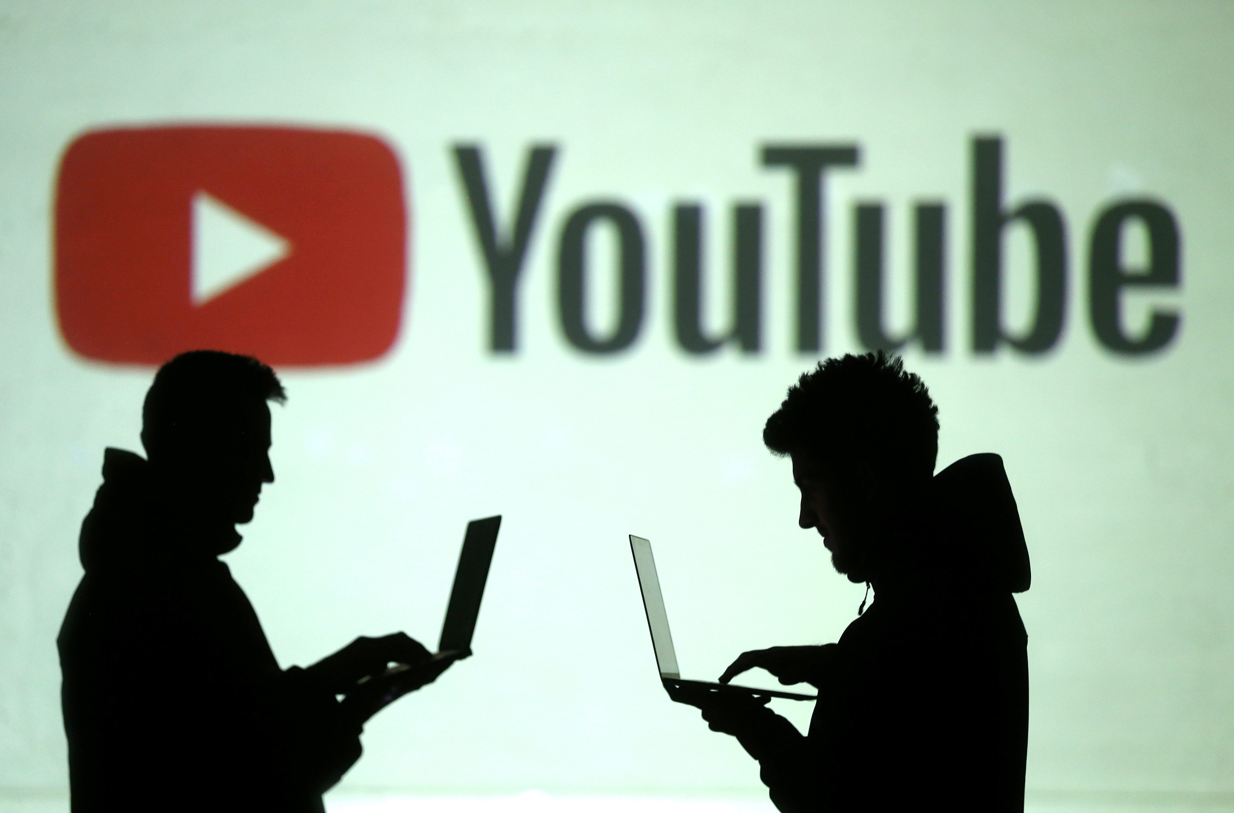 هل يتحوَّل المجتمع إلى كُتَّاب ومصوِّرين ويوتيوبرز؟!