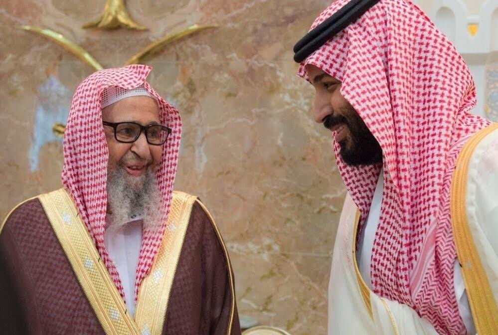 زيارة محمد بن سلمان لعضو بـ”كبار العلماء”.. الترفيه والسلفية هل هي تصالحٌ بين جيلين؟