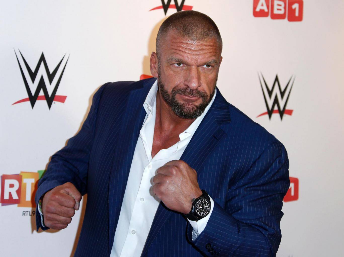 انتقادات لـWWE بسبب تنظيم “رويال رامبل” بالسعودية دون مصارعات.. تريبل إتش يدافع: أتفهم غضبكم ولكن لكل بلد ثقافة!”