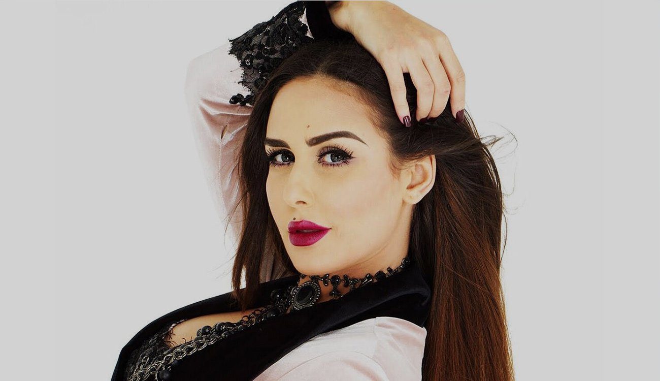 فكرت بالانتحار قبل أسابيع من رحيلها.. أسرار من حياة الفنانة المغربية وئام الدحماني