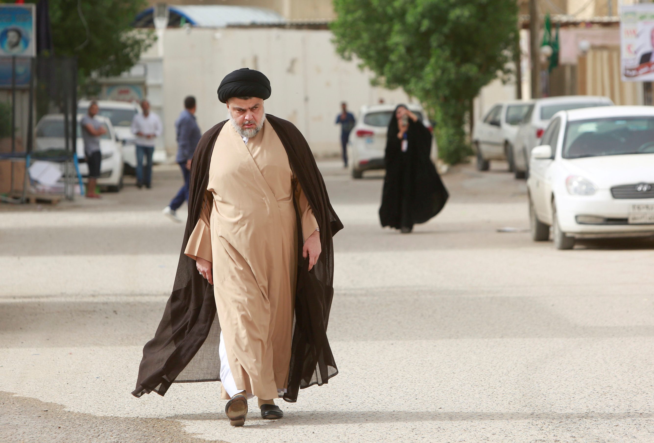وضعت الانتخابات أوزارها، وبدأ هؤلاء العشرة الصراع على منصب رئيس الوزراء، أما الفائز فقد يكون “مجهولاً” للعراقيين