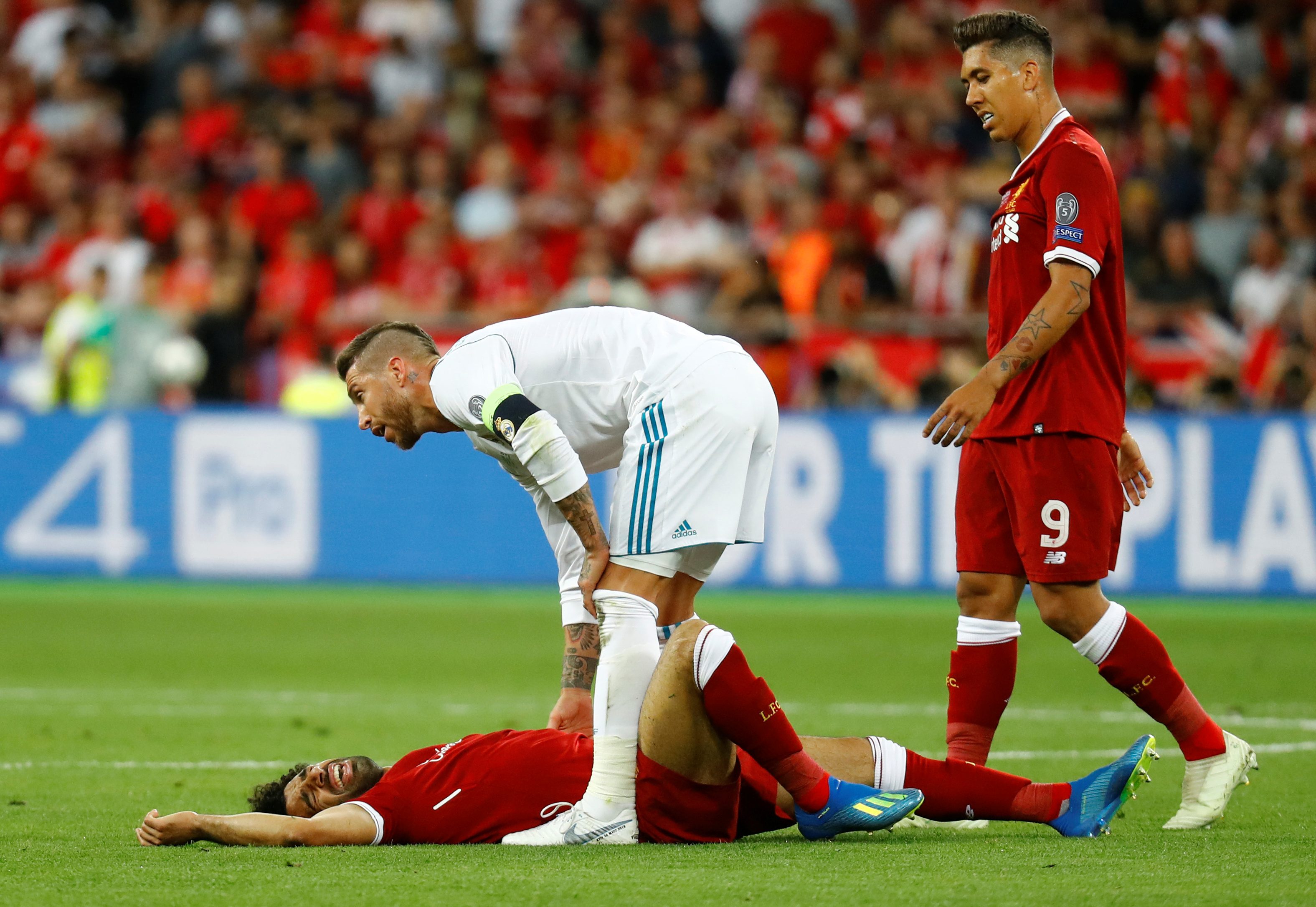 قمصان كأس العالم 2018.. الأصفر الأصلي للبرازيل وريش النسور لنيجيريا وألمانيا الأكثر أناقة