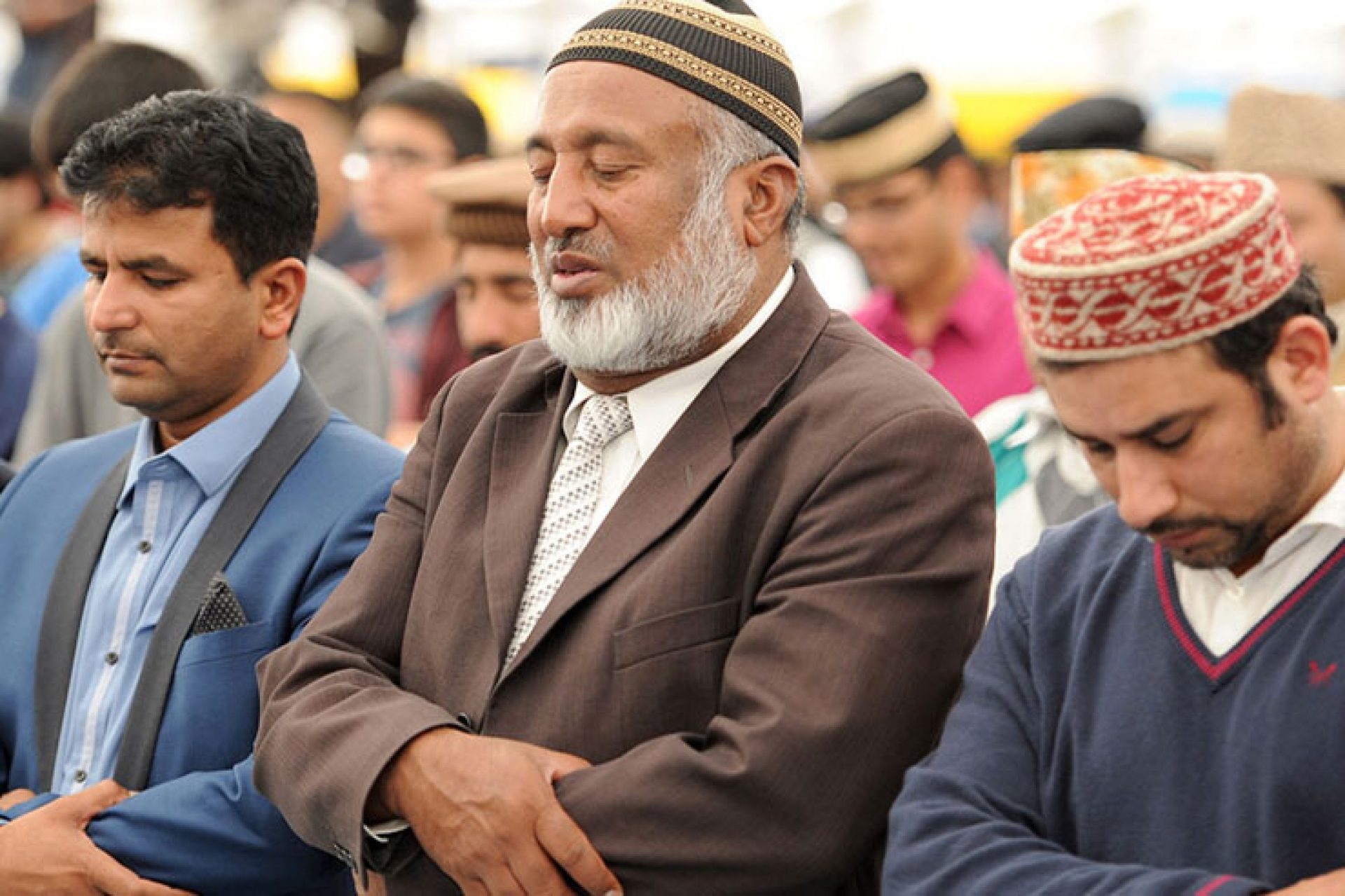11 سبباً تجعل صيام مسلمي أوروبا على توقيت أهل مكة باطلاً