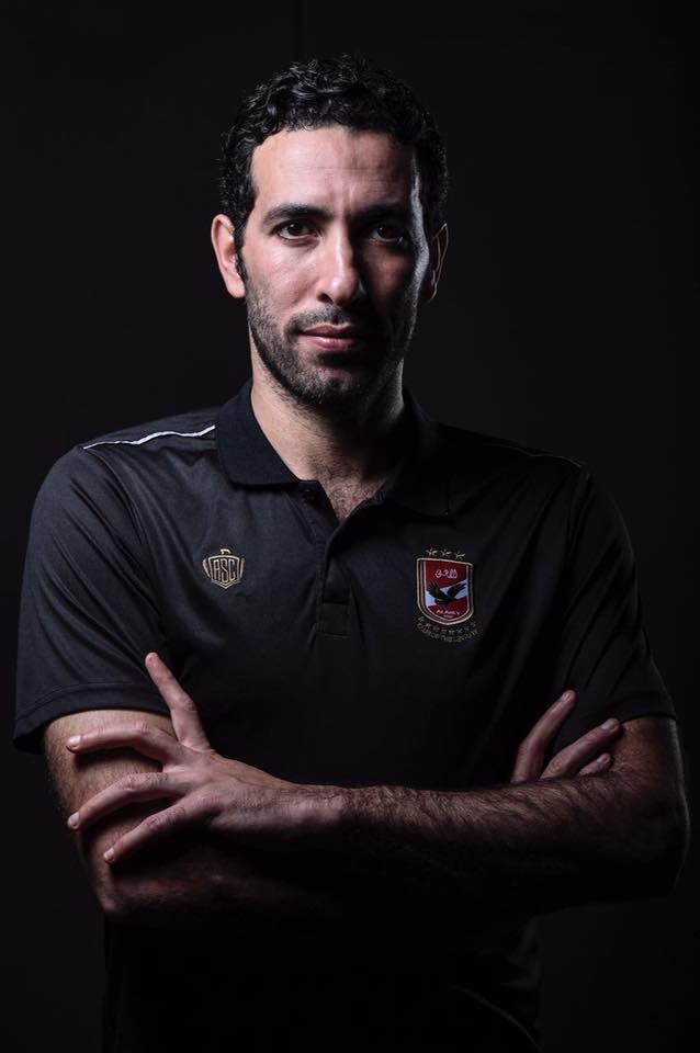 أبو تريكة يتدخل.. النجم المصري يطالب الأهلي بفتح حساب لردِّ الأموال التي دفعها تركي آل الشيخ للنادي