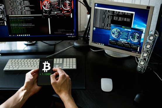 تريد أن تمتلك عملات بتكوين؟.. هذا الهاتف سيصدر قريباً وهو يستند على تكنولوجيا البلوكشين!