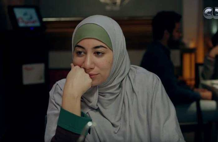 الفتاة المصرية الملتزمة: معقدة، انعزالية، وبلا أصدقاء.. دعاء في “سابع جار” نمرذجاً