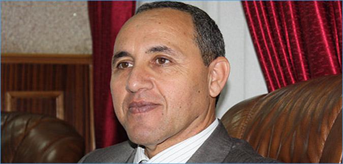 عاتبه فنانون على دعم مطربين عرب وأجانب فمنعهم الغناء في الجزائر .. وزير الثقافة :”راجعنا حساباتنا”