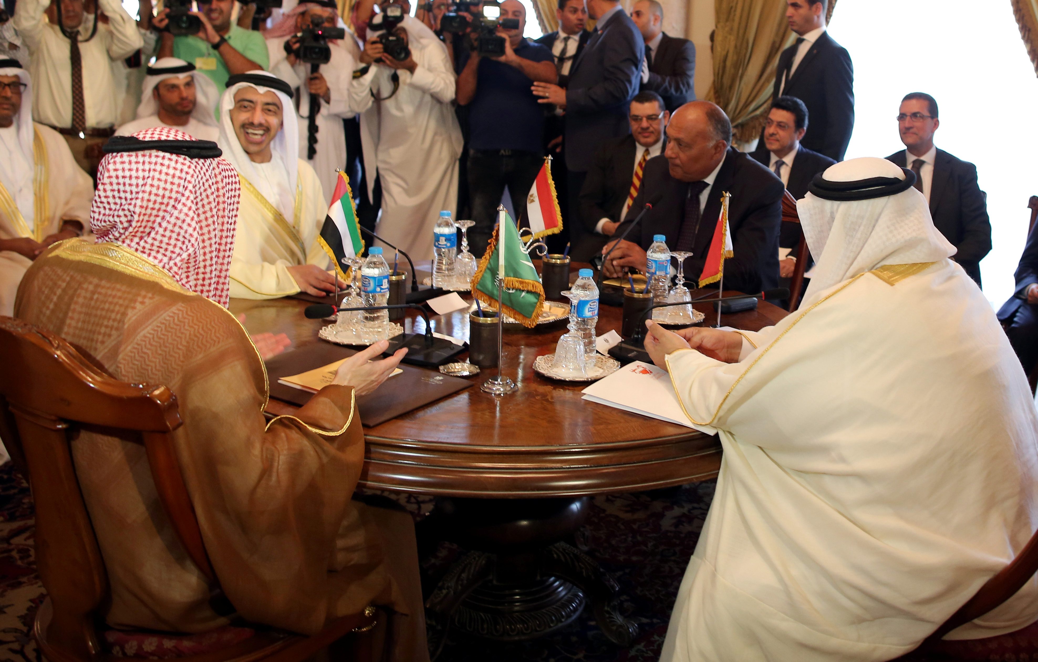 قطر تقاضي الإمارات أمام محكمة العدل الدولية.. اتهمتها بالتمييز وانتهاك حقوق مواطنيها، فلماذا استثنت السعودية ومصر؟
