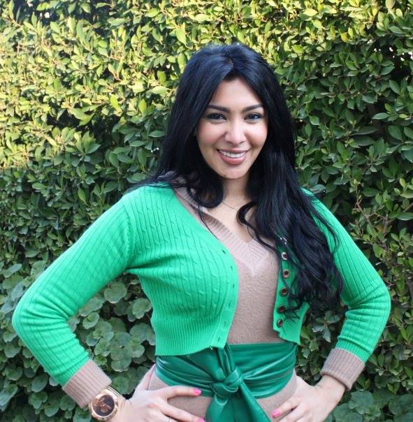 بعد اتهامها بصفع ضابط شرطة.. الممثلة ميرهان حسين تتغيب عن محاكمتها، والقاضي يؤجلها
