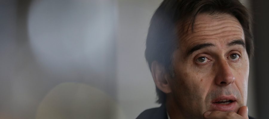 مكالمة هاتفية هزّت إسبانيا.. تفاصيل إقالة لوبيتيغي من تدريب “لا روخا”