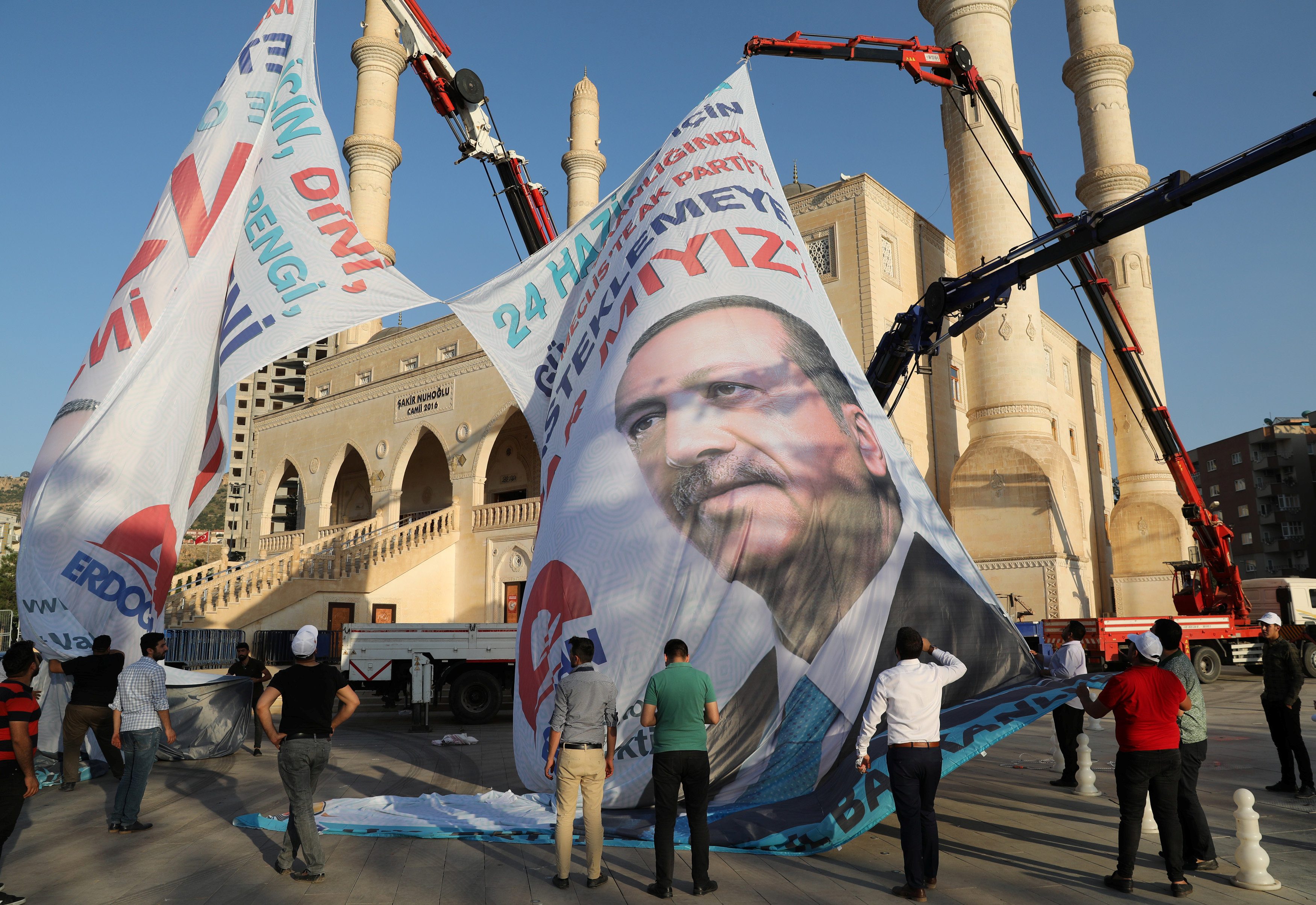 هل سيفوز أردوغان بالرئاسة؟ وهل سيحتفظ حزبه بالبرلمان؟ 5 سيناريوهات ممكنة للانتخابات في تركيا