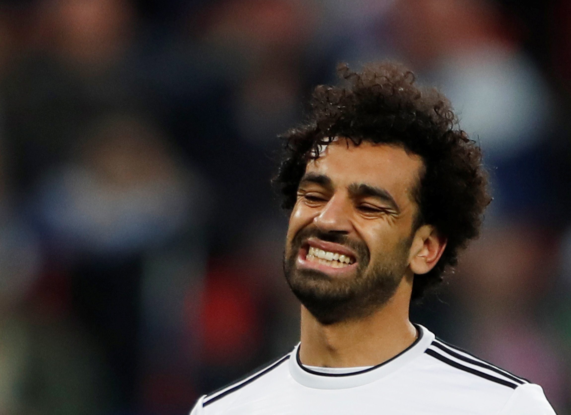 مصر تنهار أمام روسيا.. وصلاح يكسر “عقدة” مجدي عبد الغني