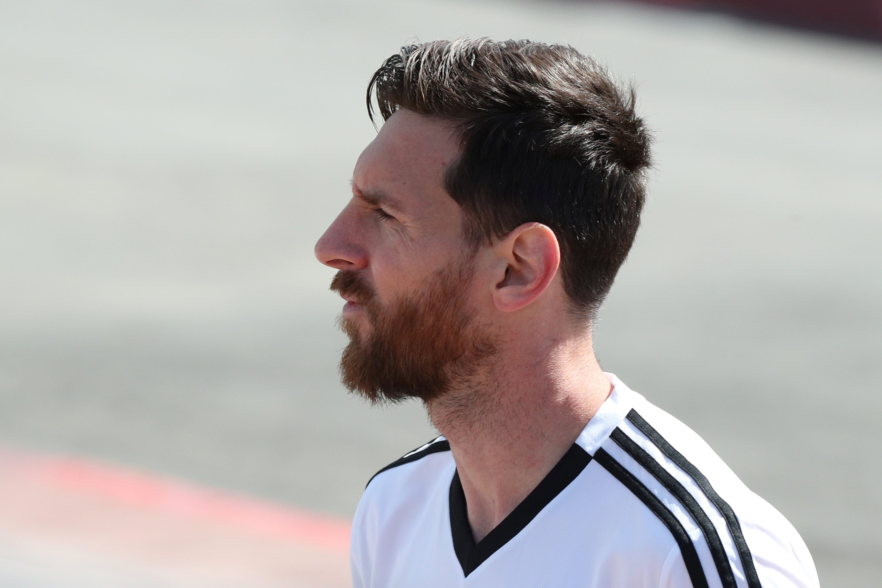 ميسي يرفض التخلّي عن حلم كأس العالم: “لا أريد اعتزال كرة القدم، من دون أن أكون بطل العالم مع الأرجنتين”!