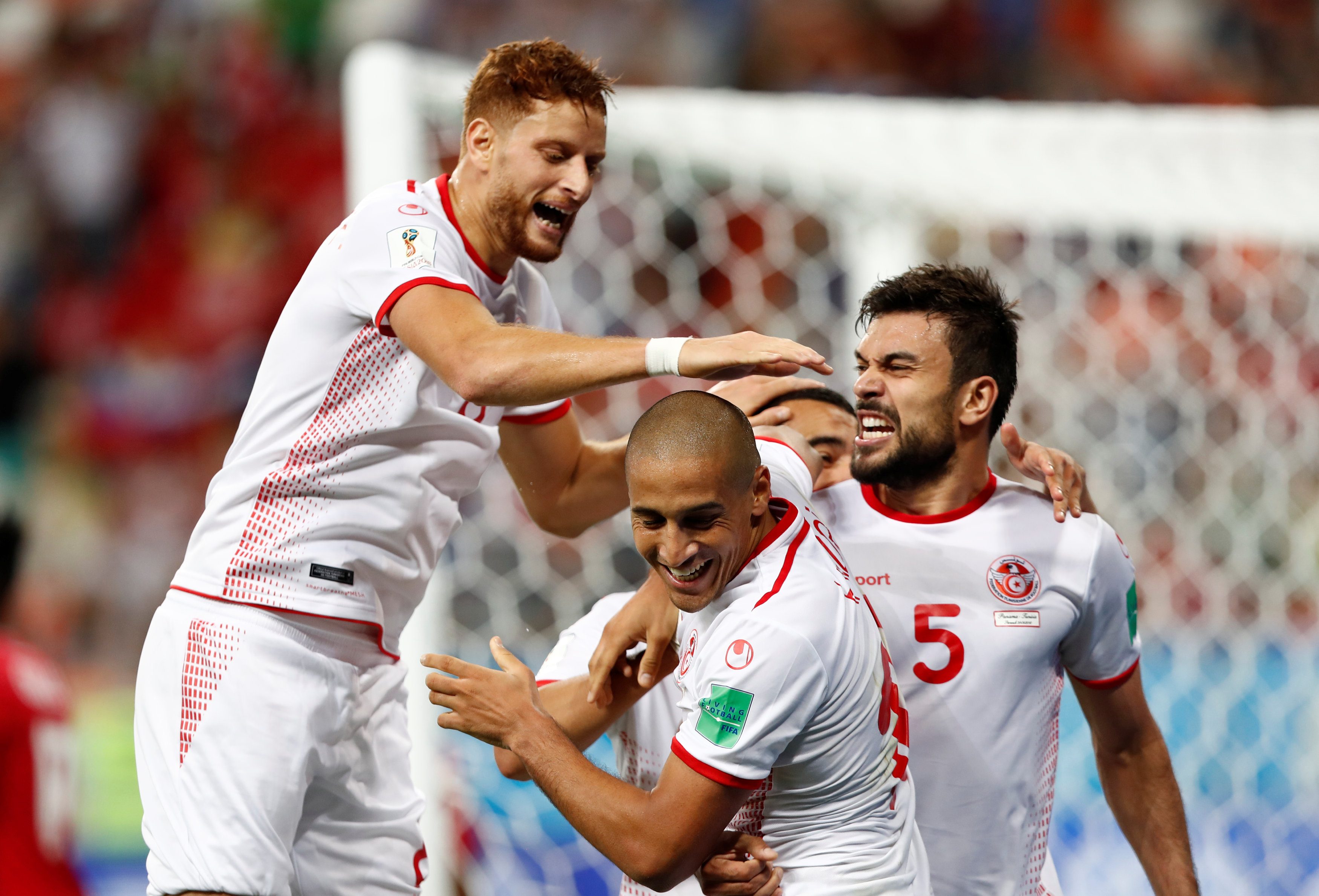تونس تودّع كأس العالم بفوز “نسور قرطاج” الأول منذ 40 عاماً