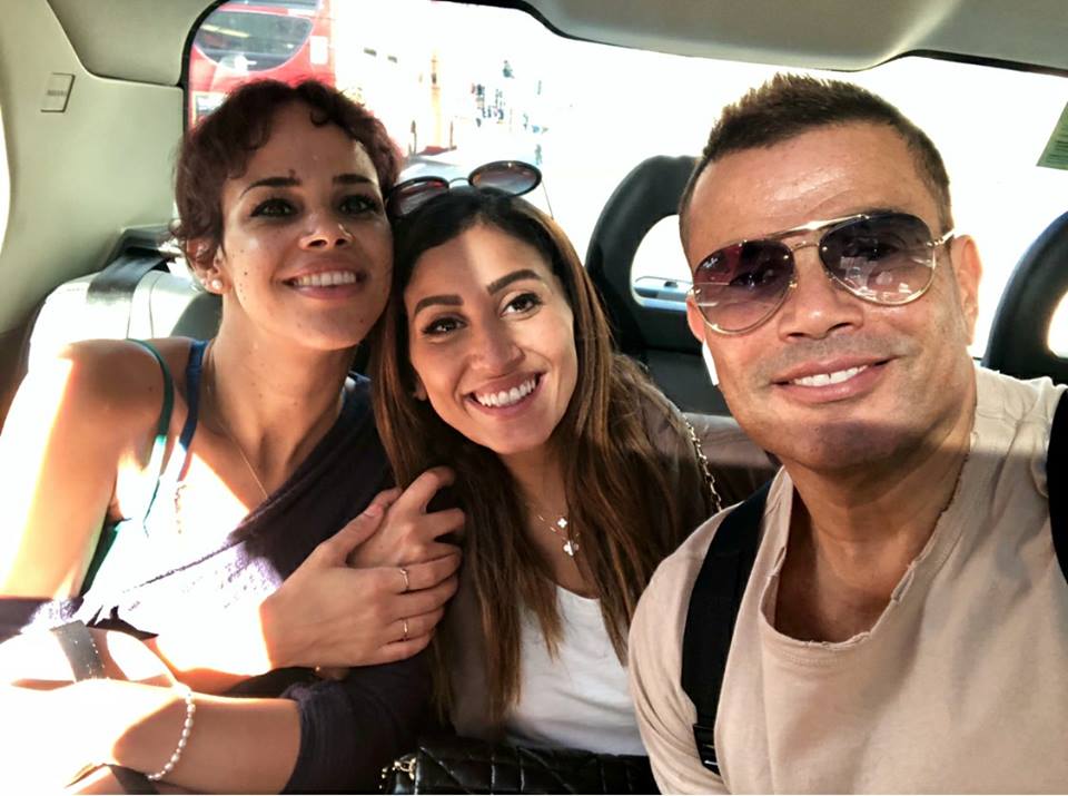 يبدو أن الشائعات ستنتهي.. مصادر تكشف موعد ومكان زفاف عمرو دياب ودينا الشربيني!