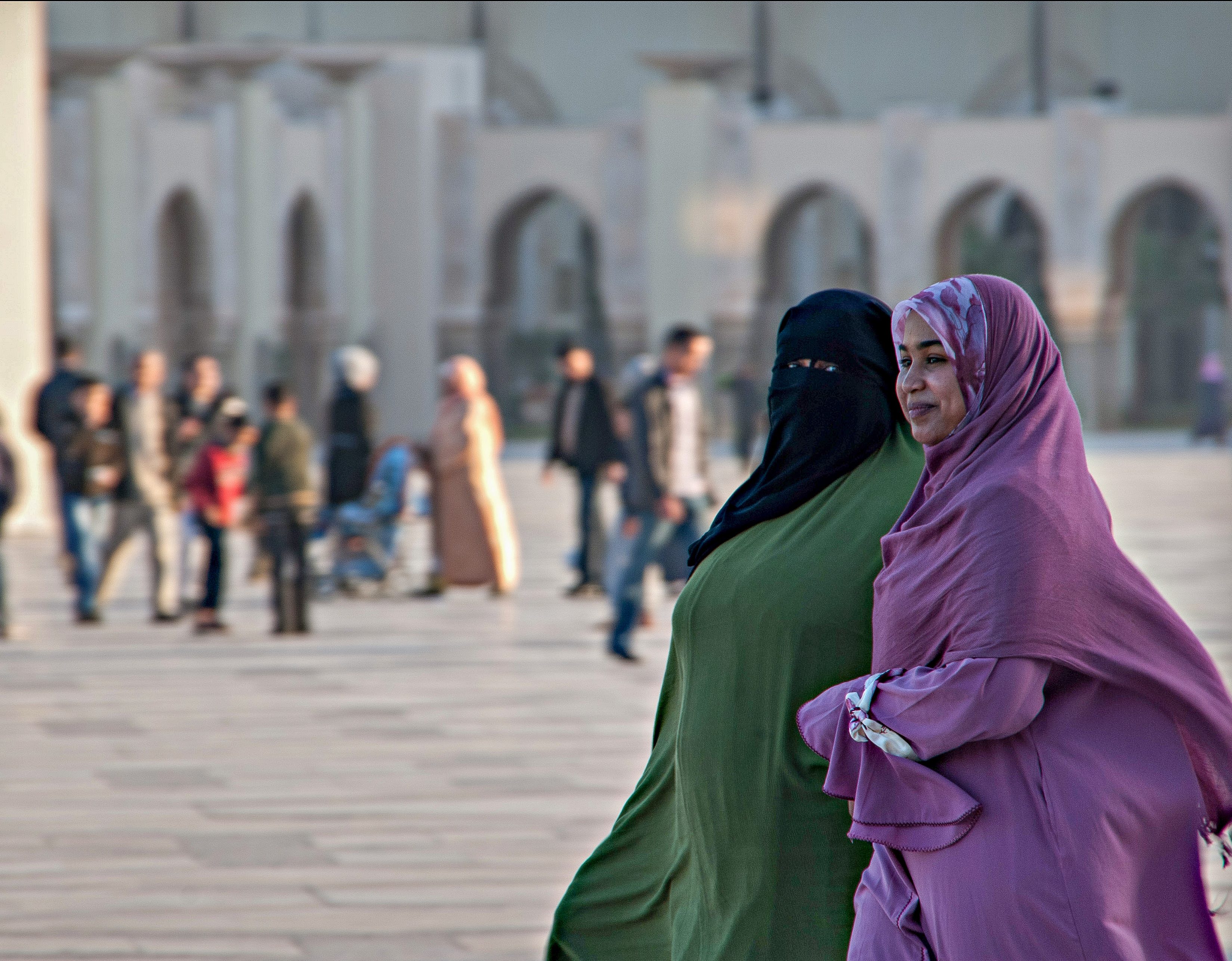 منع مؤتمر حول المساواة في الإرث والمثلية الجنسية بمؤسسة آل سعود في المغرب.. عيوش يتهم وزير الأوقاف ويحظى بتعاطف الإسلاميين