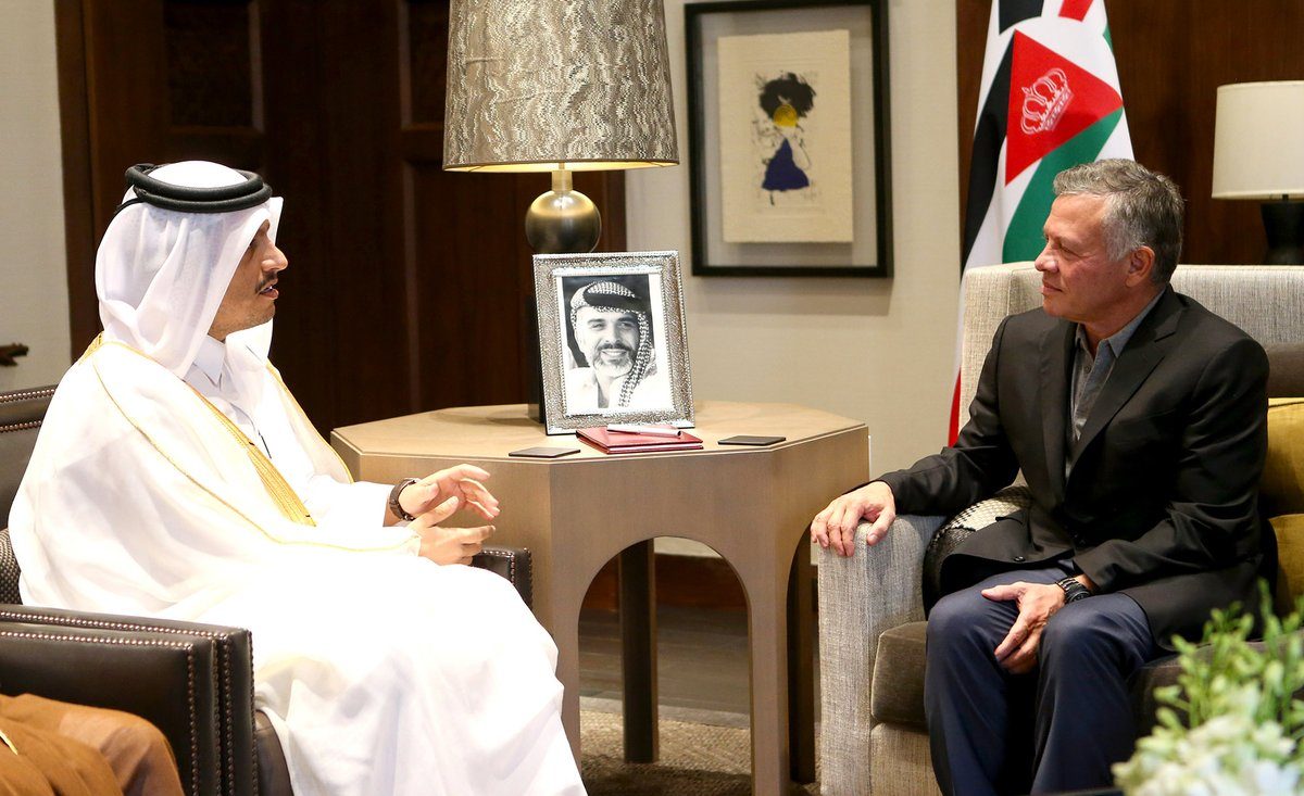 لقاء هو الأول من نوعه منذ الحصار.. العاهل الأردني يستقبل وزير الخارجية القطري