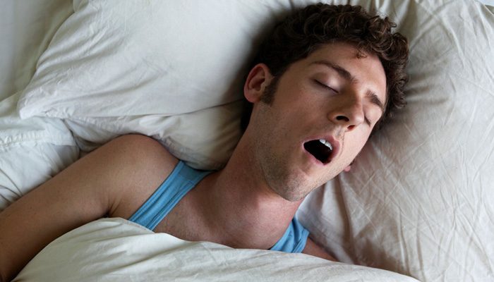 لا تلم نفسك إذا كنت من محبي النوم.. العلماء يعترفون بأن 8 ساعات لا تكفي أحياناً