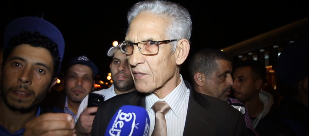 وزير مغربي يشارك عمال شركة حليب تظاهرة ضد “المقاطعة”.. والعثماني يصف ذلك بـ”العمل غير اللائق”