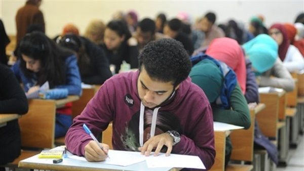 الحالة الثانية في أقل من أسبوع.. طالبة مصرية تنتحر بسبب الامتحانات