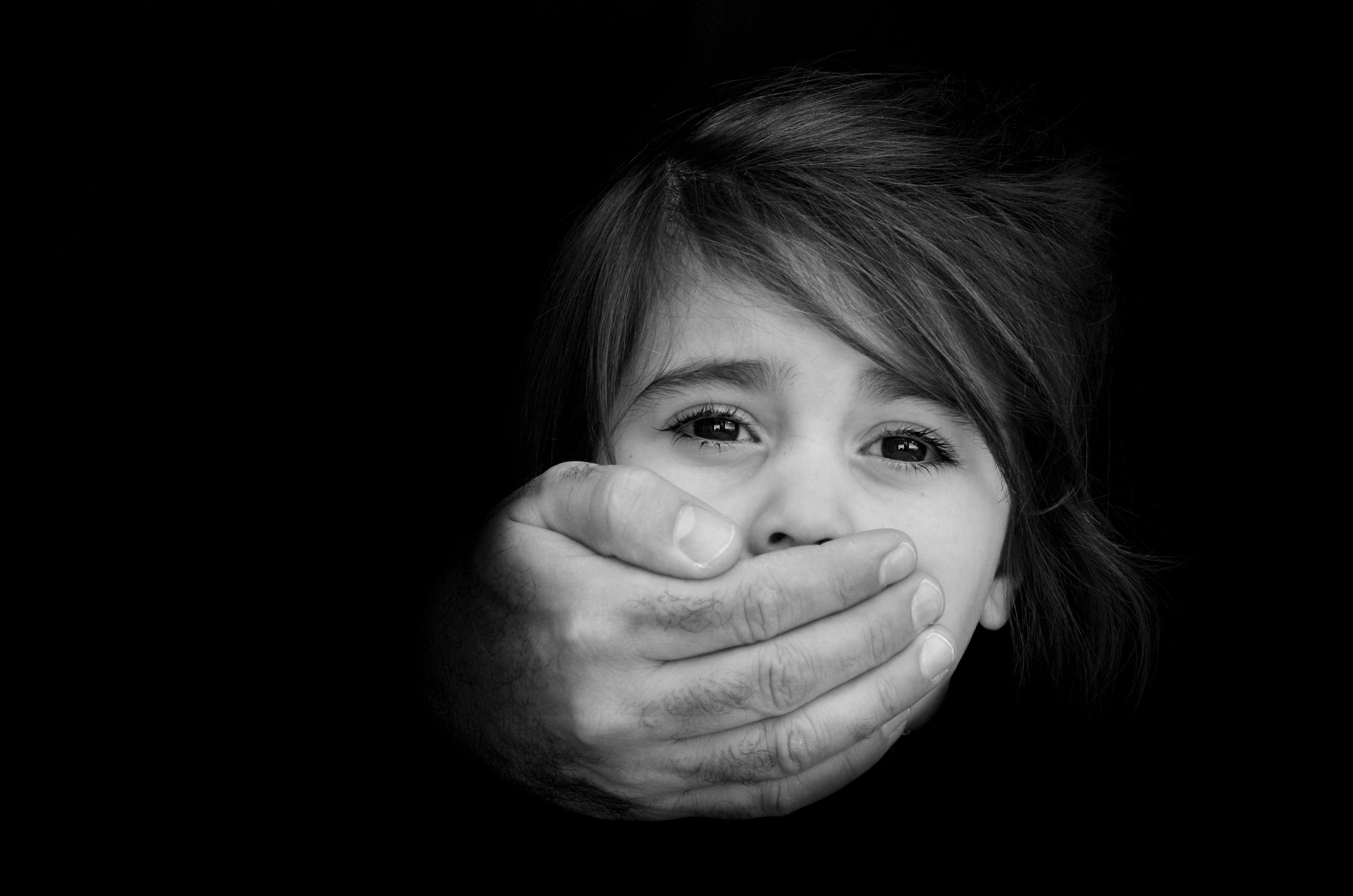 خطفوهم من أمهاتهم وباعوهم للإسبان..