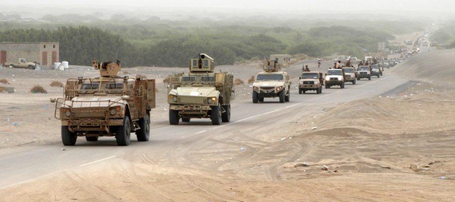 الجيش اليمني يسيطر على المجمع الرئيسي لمطار الحديدة بعد معارك شرسة مع الحوثيين