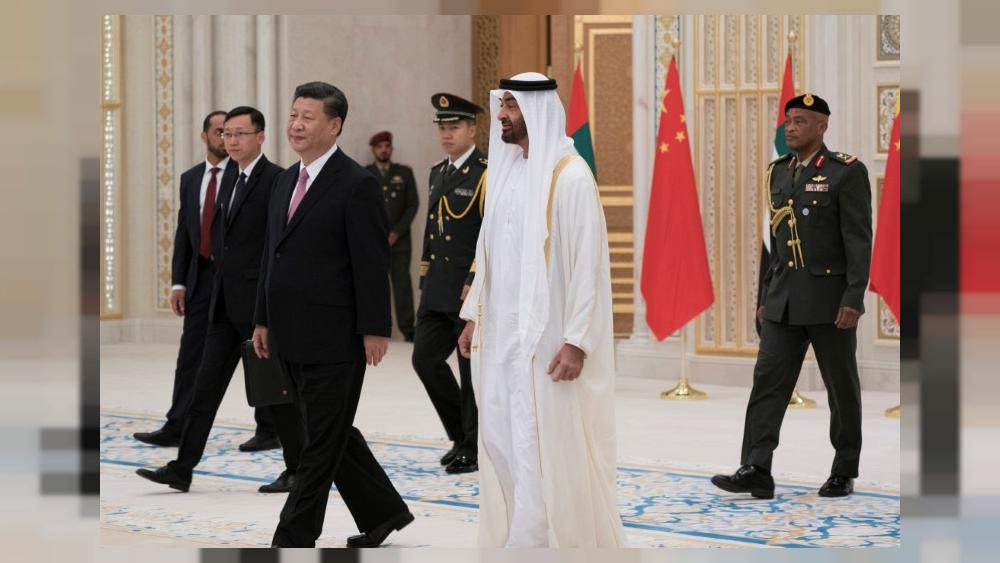 الاقتصاد والسياسة، وخلاف الموانئ أيضاً، وراء جولة الرئيس الصيني إلى الإمارات.. تفاصيل الزيارة الأولى لأبوظبي منذ 30 عاماً