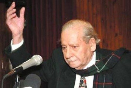بعد 94 عاماً من العطاء الموت يغيِّب نصير المكافحين والمناضلين.. لقد رحل حنا مينه وهذه هي وصيته