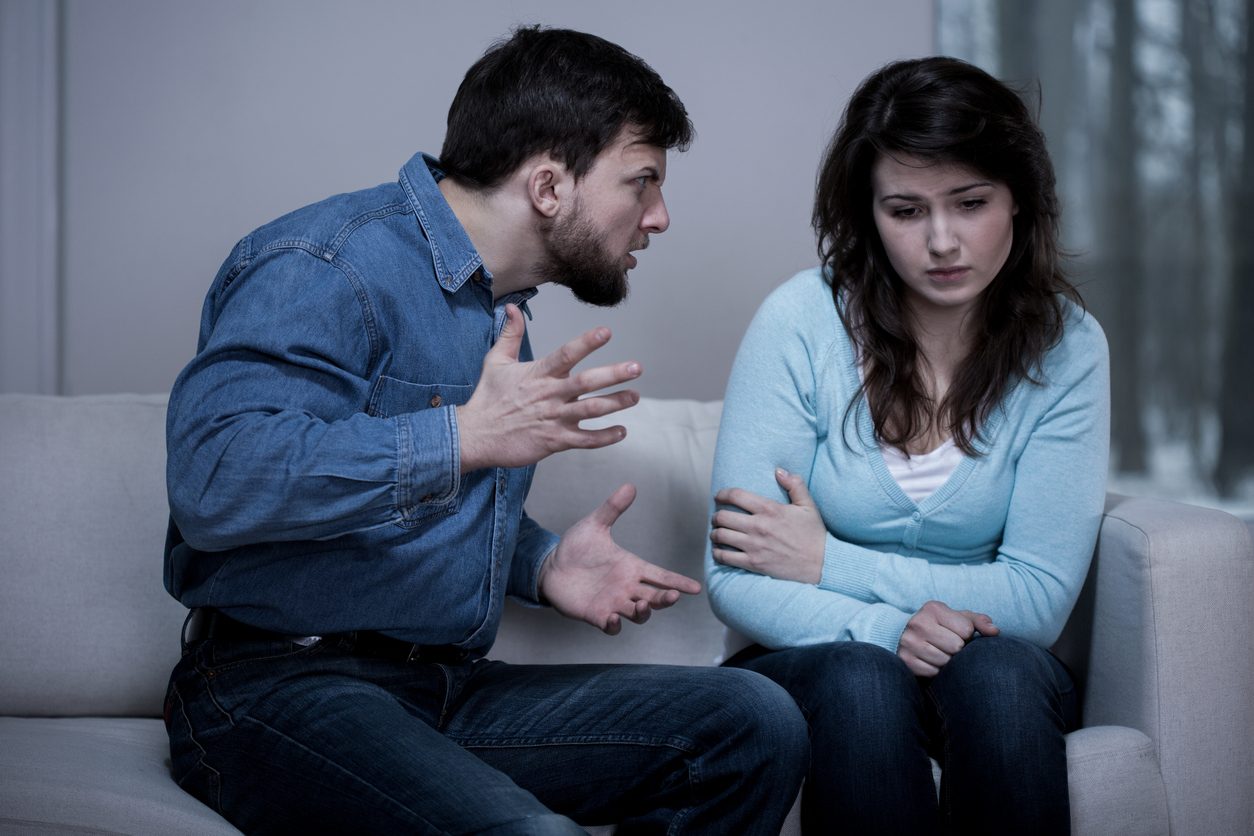 كل رجل يزرع شجرة وينكد على زوجته وترويها بدموعها ثم يأكل الرجال من الثمار ..عن  أساطير البيت المصري القديم