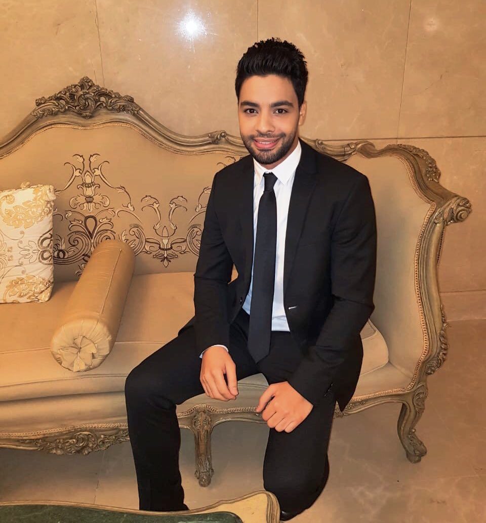 نجم «أراب أيدول» أحمد جمال يُفاجئ جمهوره ويعلن خطوبته على الهواء مباشرة