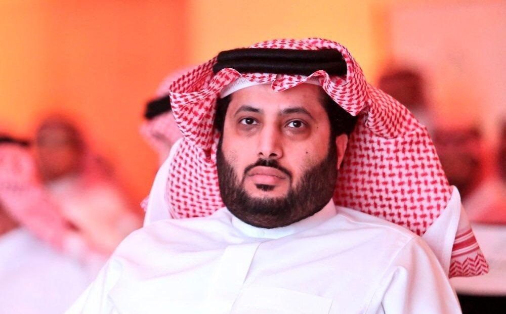 جماهير الاتحاد تهاجم تركي آل الشيخ