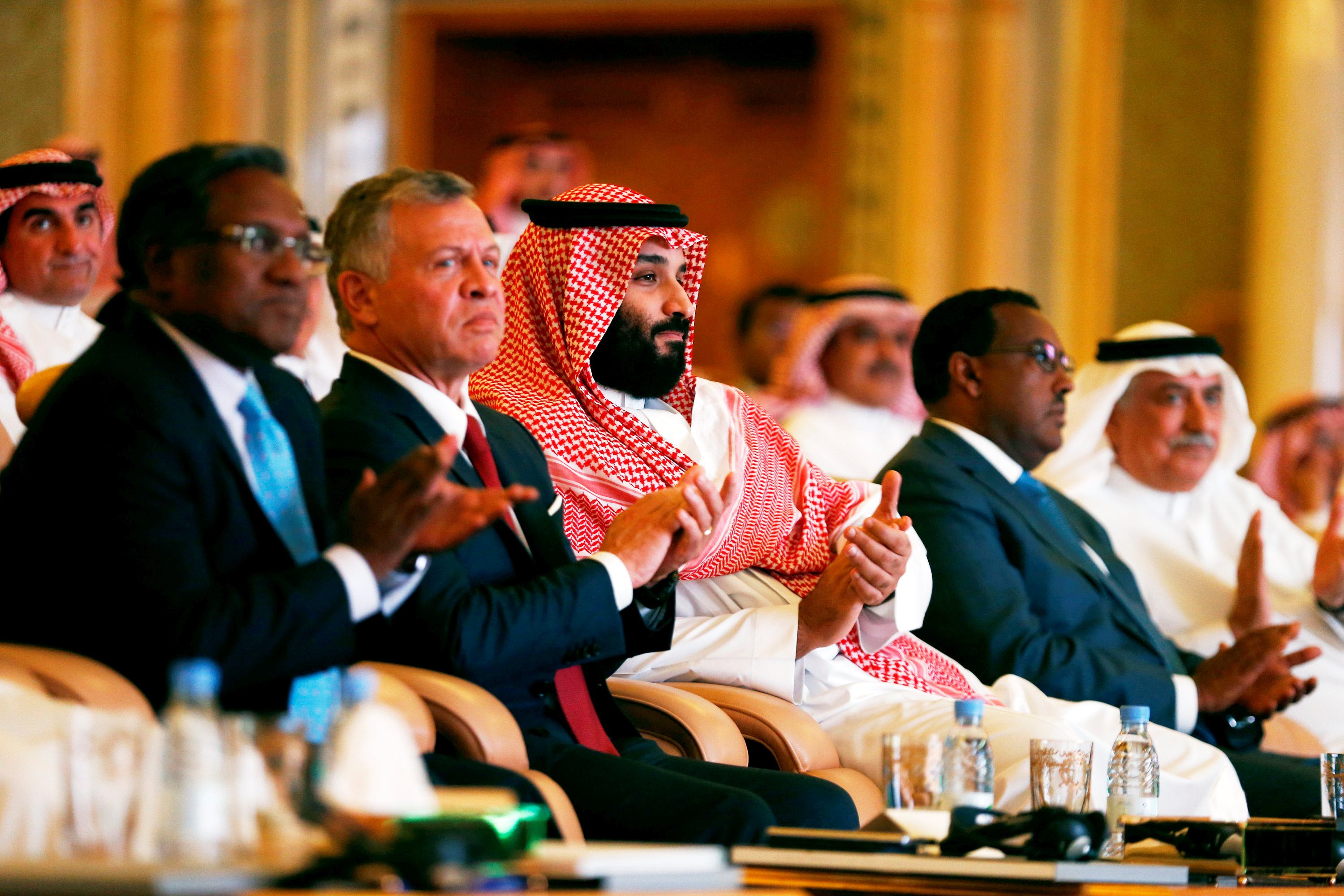 حلفاء الأمير محمد في مأزق