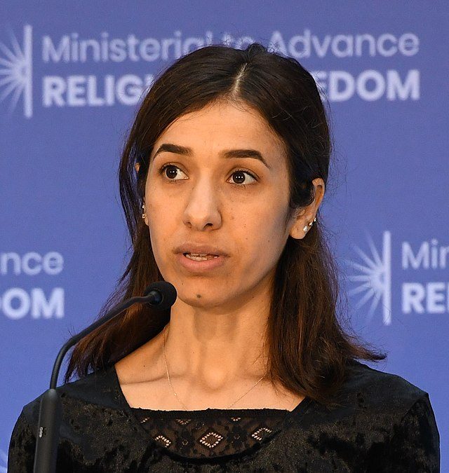 الإيزيدية العراقية نادية مراد تفوز بجائزة نوبل للسلام مناصفة مع لطبيب الكونجولي دنيس موكويجي