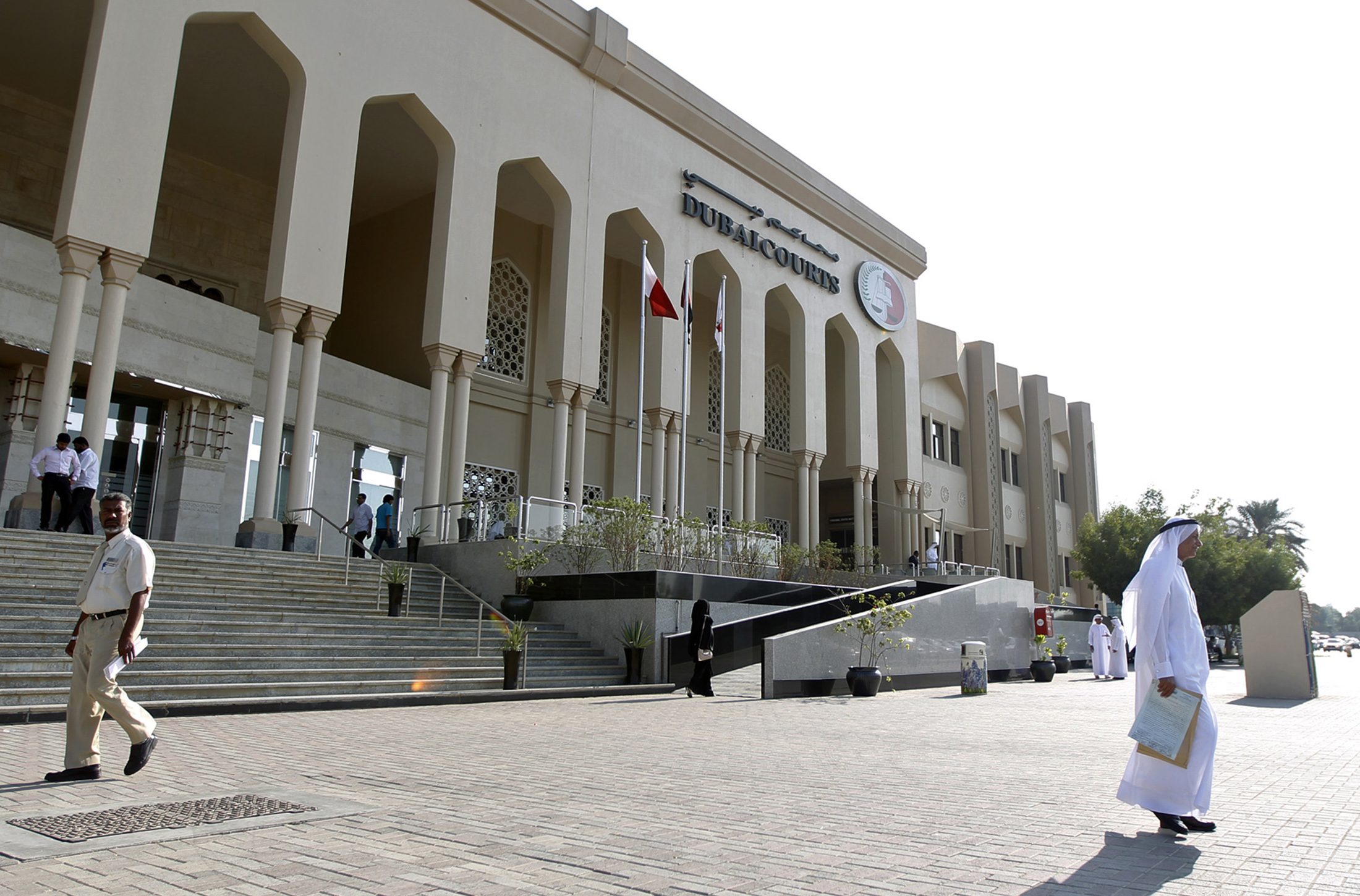 جريمة صادمة هزت الإمارات مغربية تقتل صديقها في الإمارات
