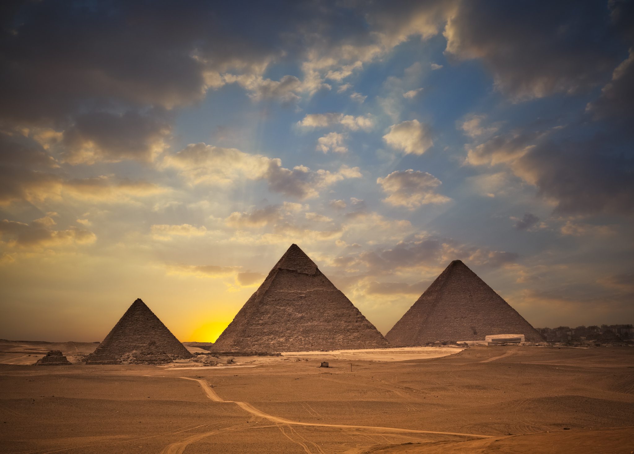 السلطات المصرية تتعمّد إخفاء أدلة حول الأهرامات