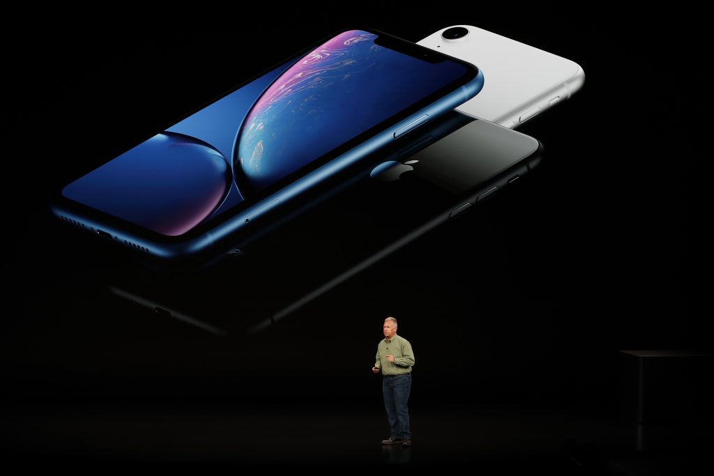 هاتف آيفون XR
