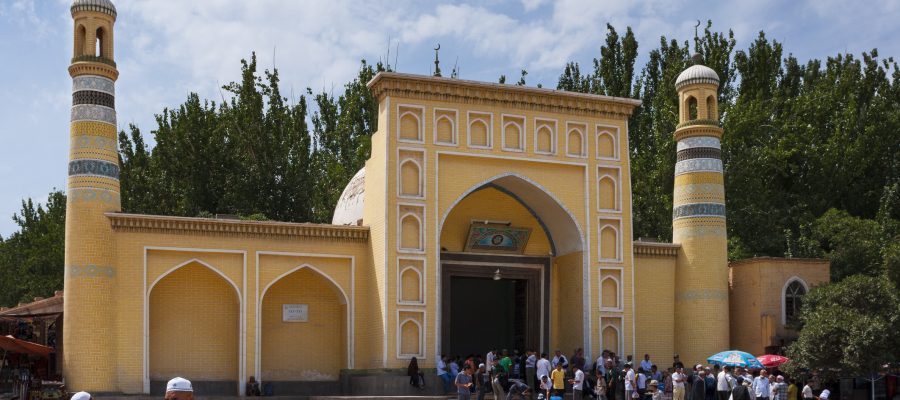 السلطات الصينية تقتحم 3 مساجد وتهدمها.