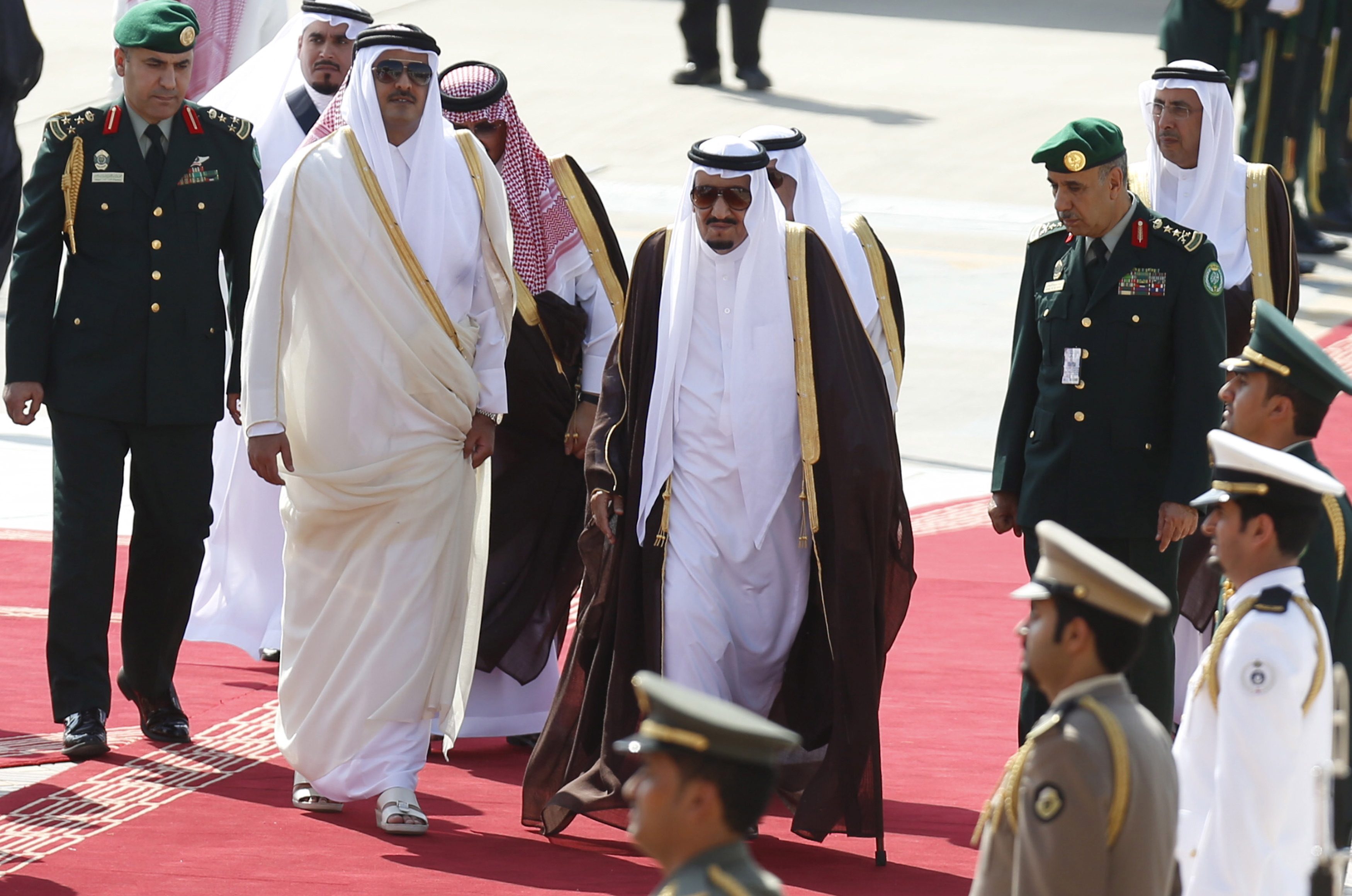 قمة مجلس التعاون الخليجي الشيخ تميم بن حمد العاهل السعودي الملك سلمان