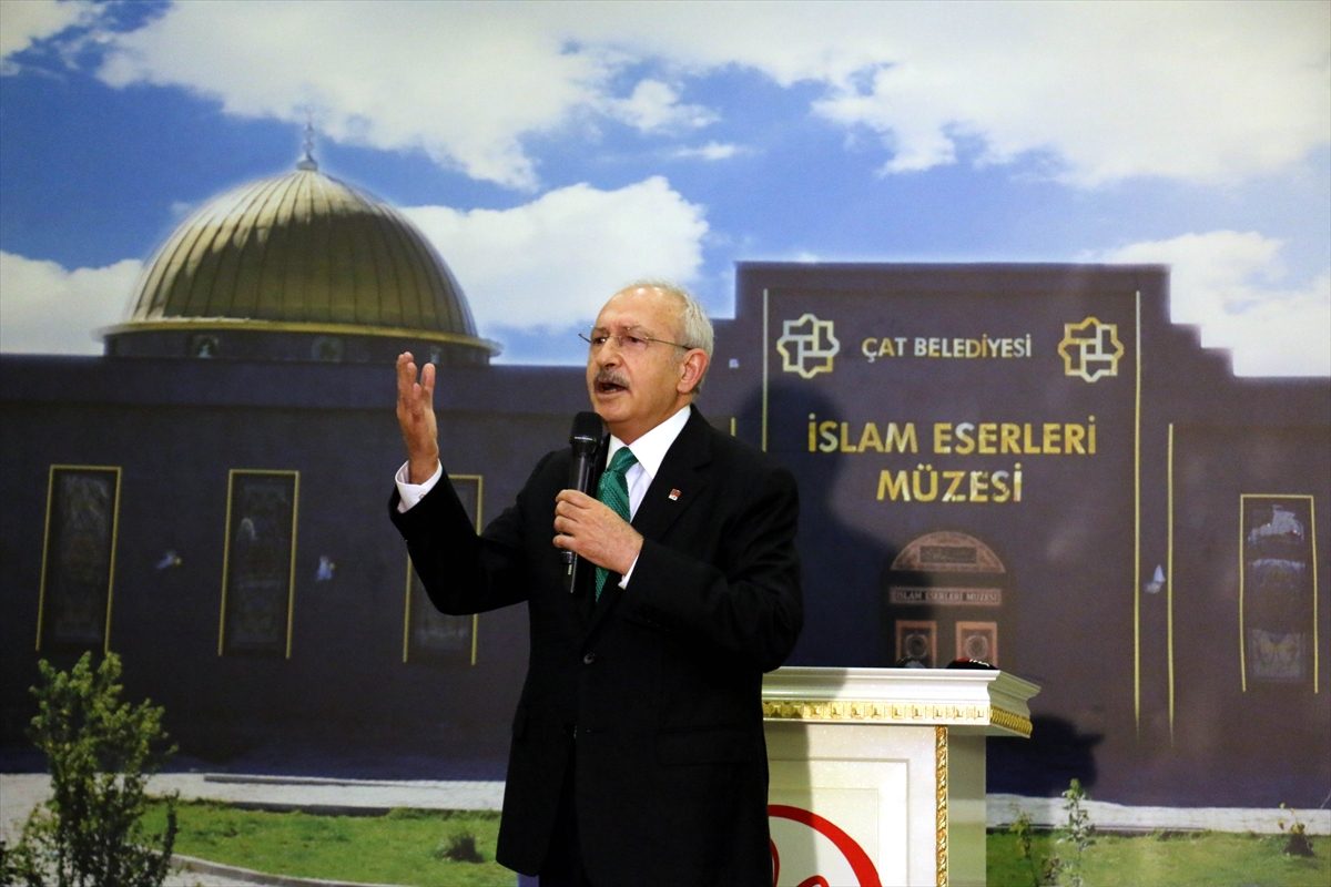 زعيم المعارضة: بإمكان تركيا إدارة منطقة الشرق الأوسط وحمل السلام إليها وبلدنا الوحيد القادر على وقف إراقة الدماء هناك