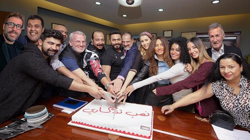 عزت أبو عوف في بدء تصوير فيلم "نصب تذكاري"