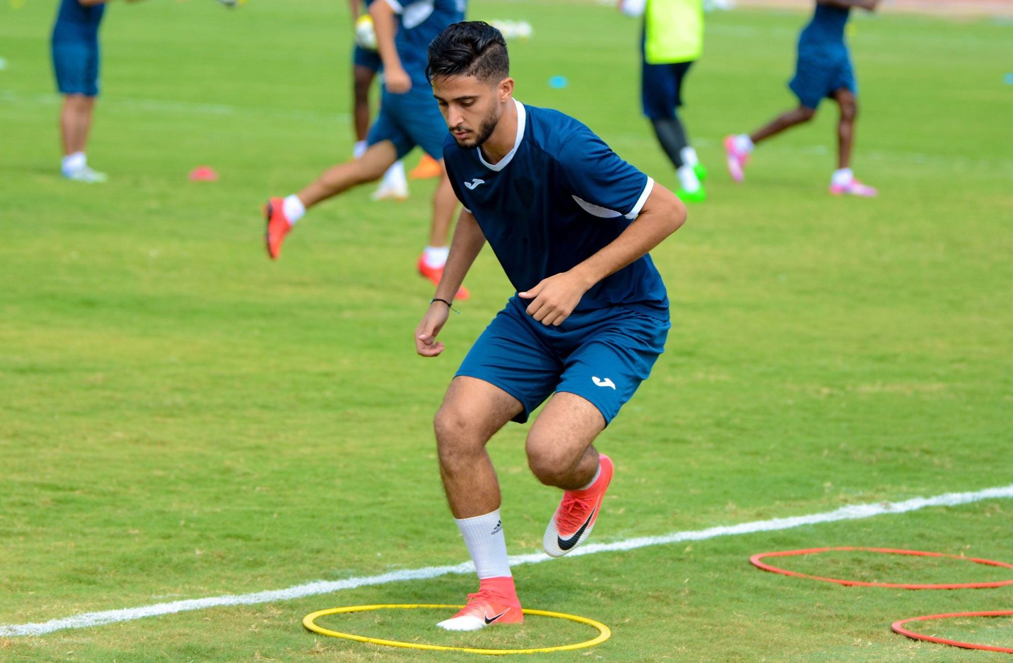 لاعب الأهلي محمد عبد السلام