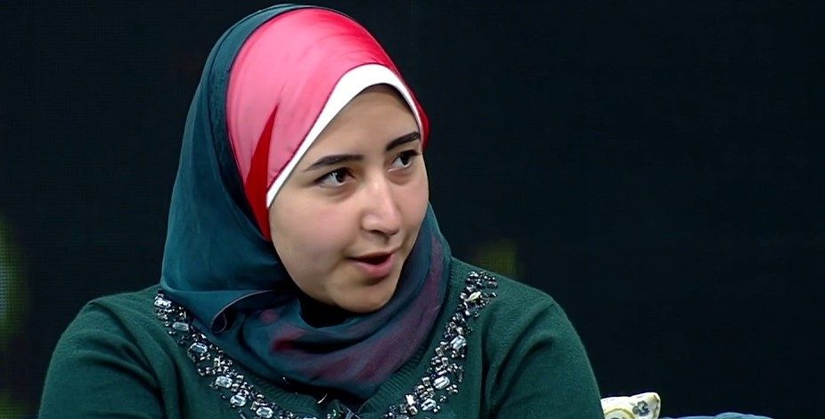أول مسلمة ترنّم في الكنيسة