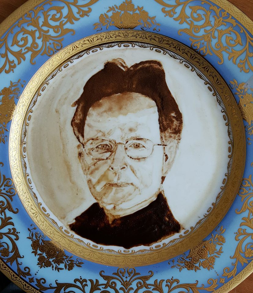 الرسم بالقهوة