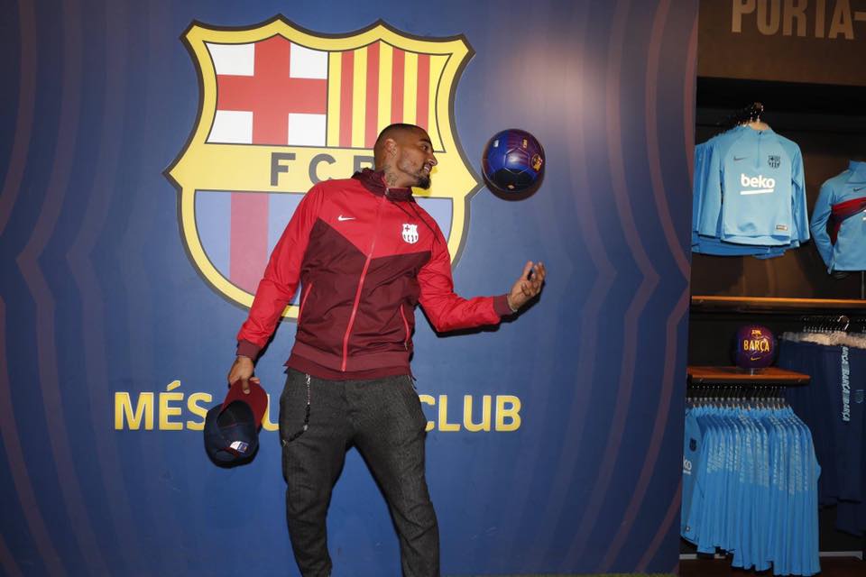 برشلونة يتعاقد مع بواتينج