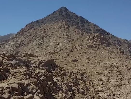 «سيناء سعودية وليست مصرية»! مؤرخون يهود: «الجبل المقدس» قد ينهار إذا تم مشروع نيوم