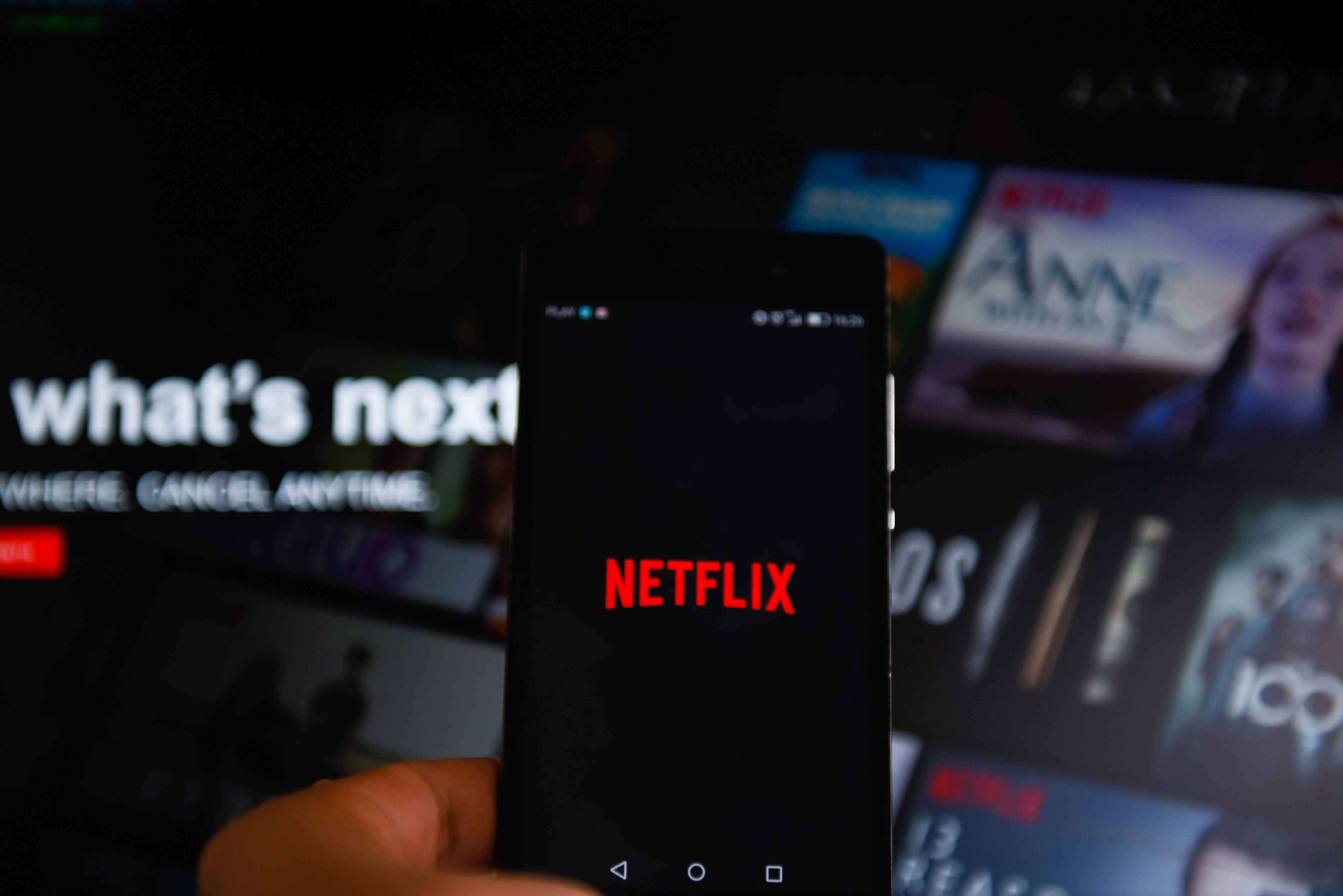 لماذا تساعد شبكة Netflix على تمكين الحملة القمعية التي تفرضها السعودية على حرية الصحافة؟