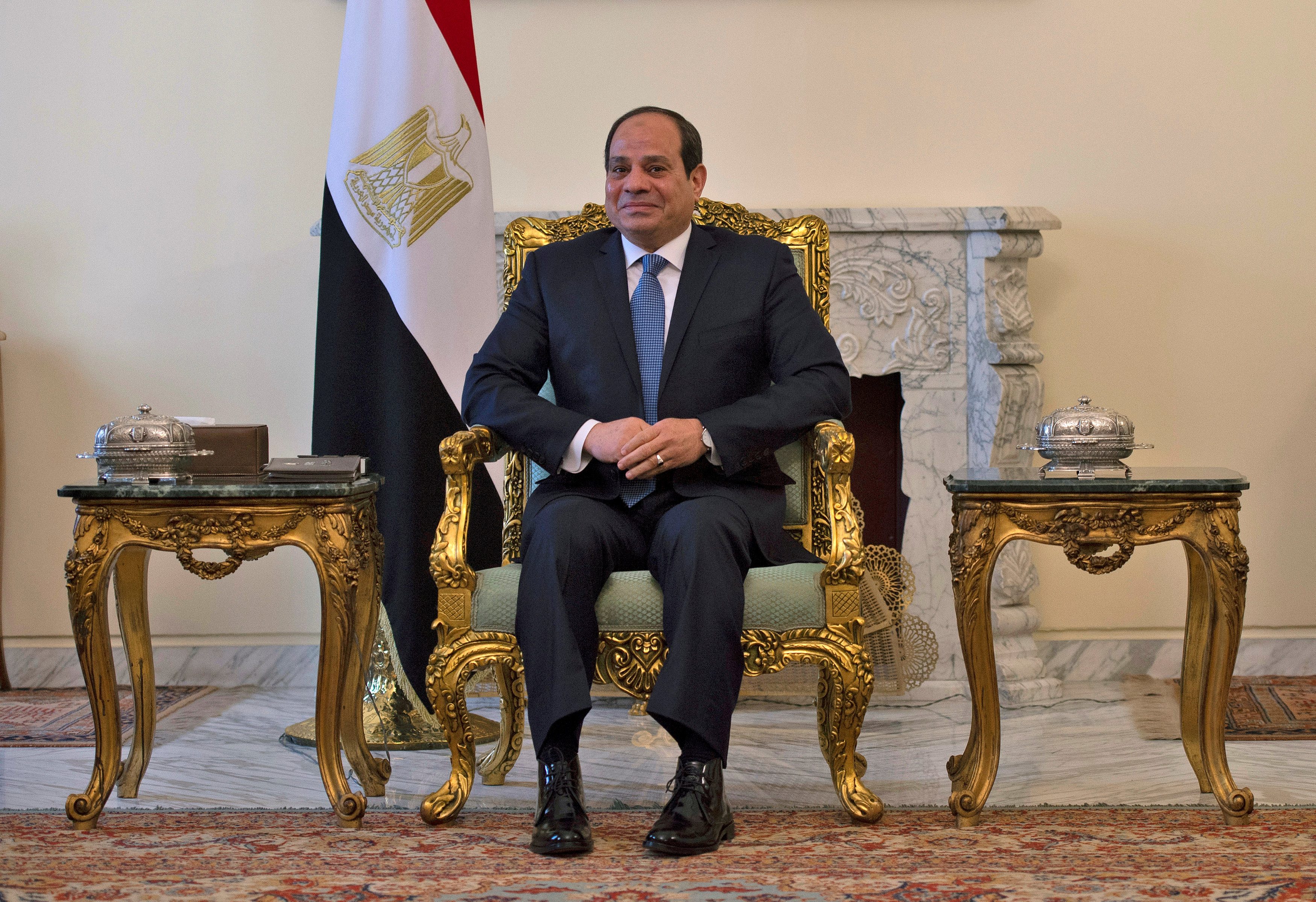 المقاطعة أم التصويت بـ«لا».. 3 خيارات صعبة أمام المصريين بعد إقرار البرلمان التعديلات الدستورية